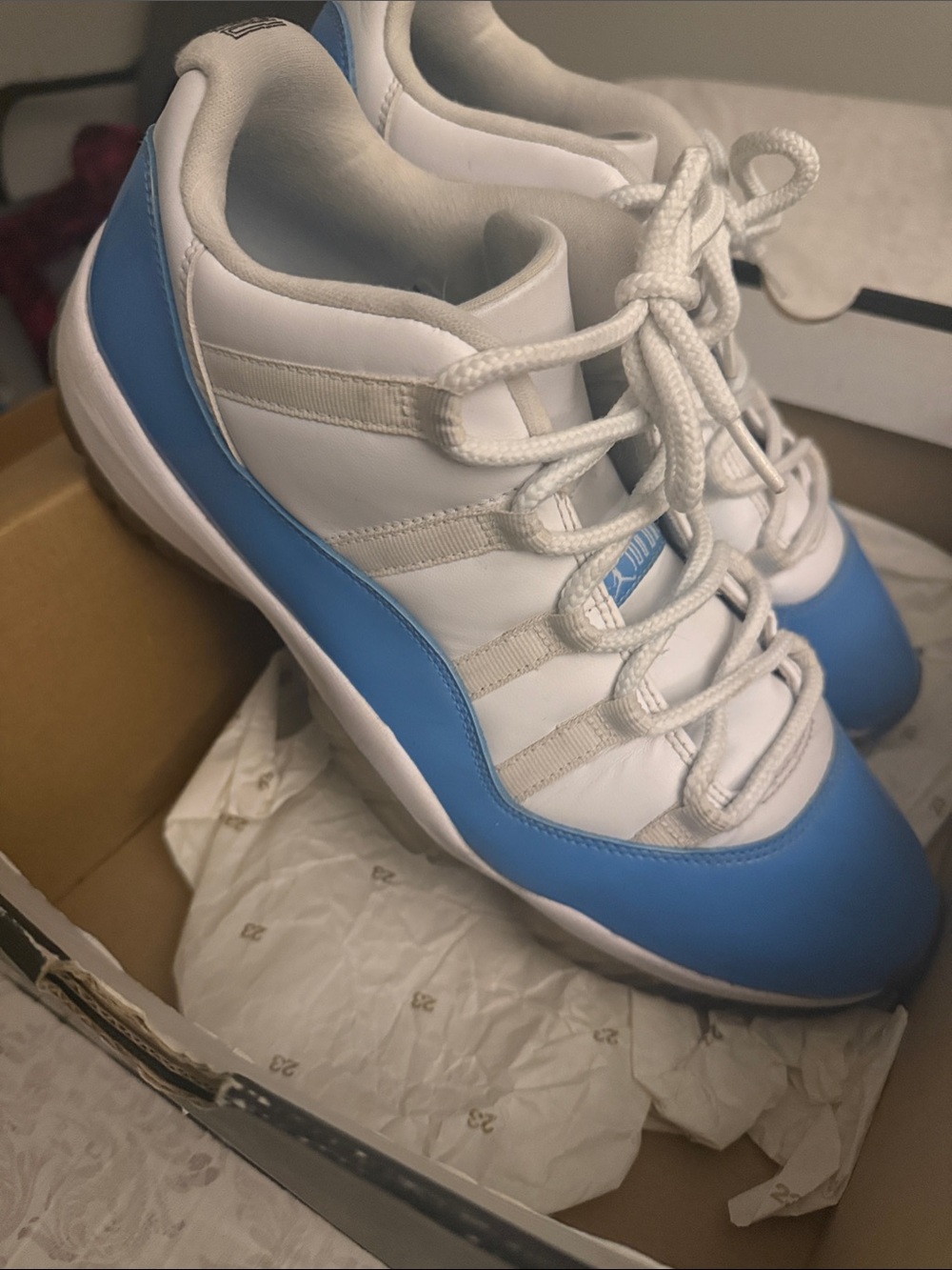 Jordan 11 unc lows men’s